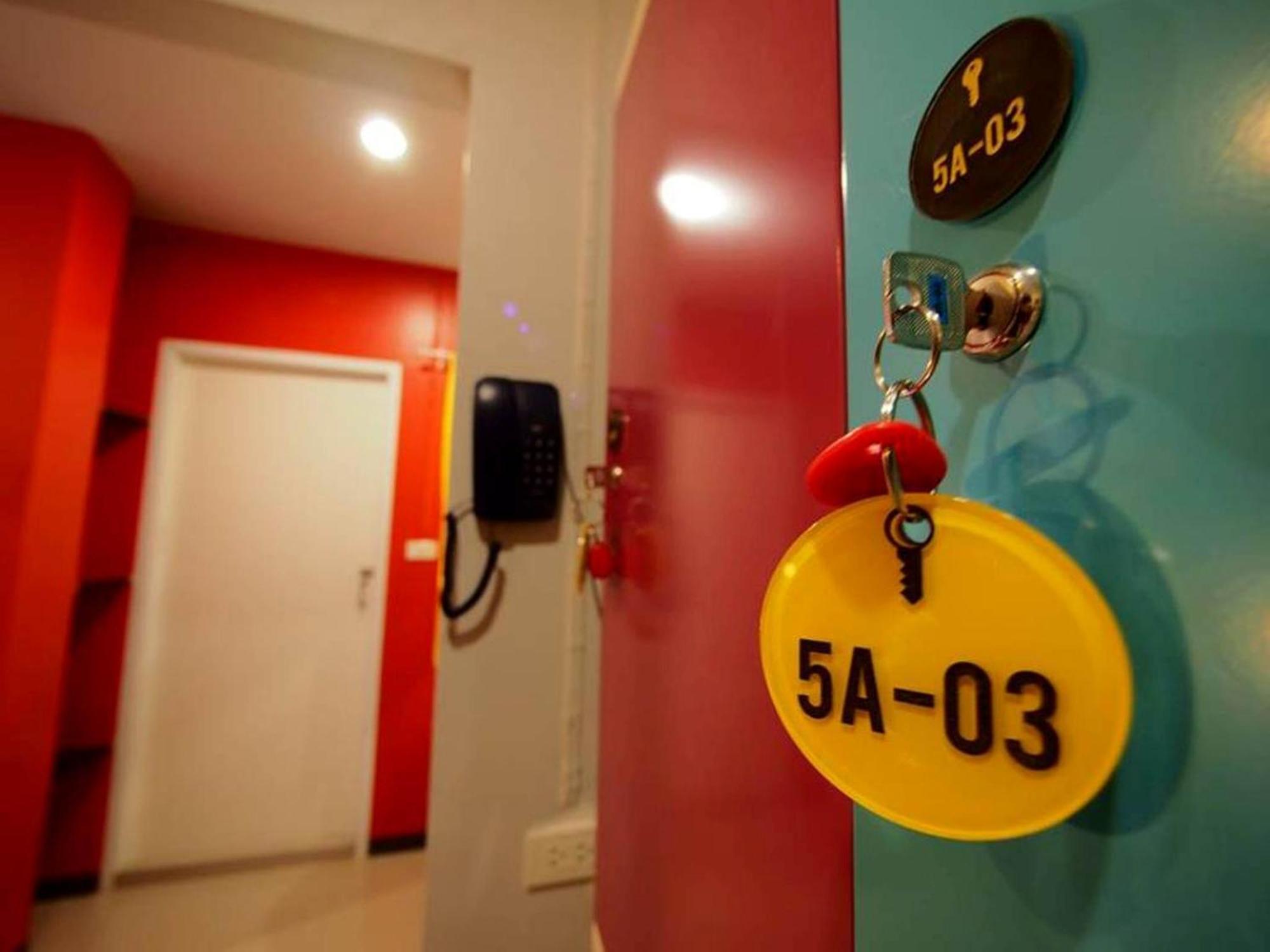 S1Hostel Bangkok Ngoại thất bức ảnh