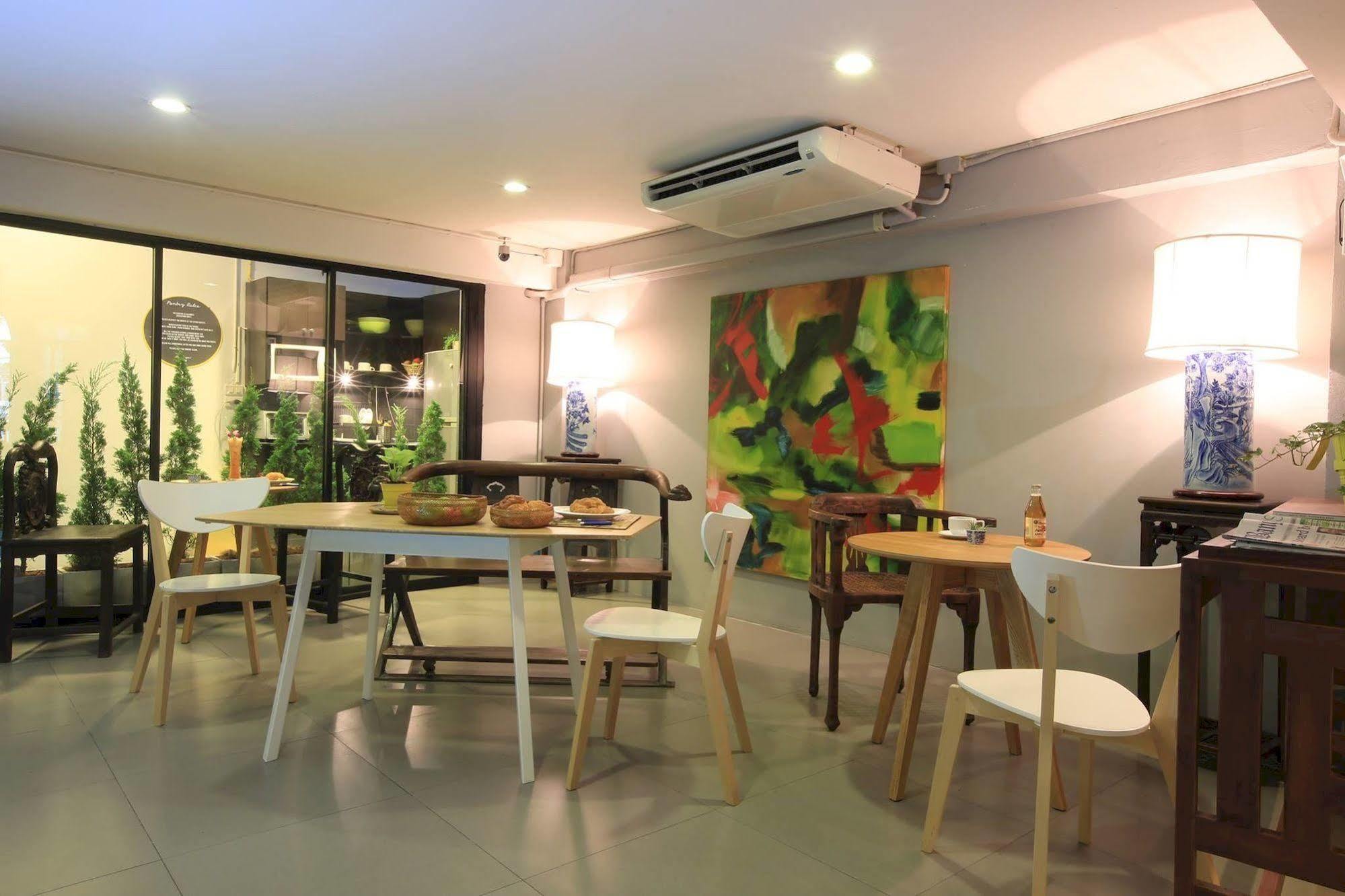 S1Hostel Bangkok Ngoại thất bức ảnh