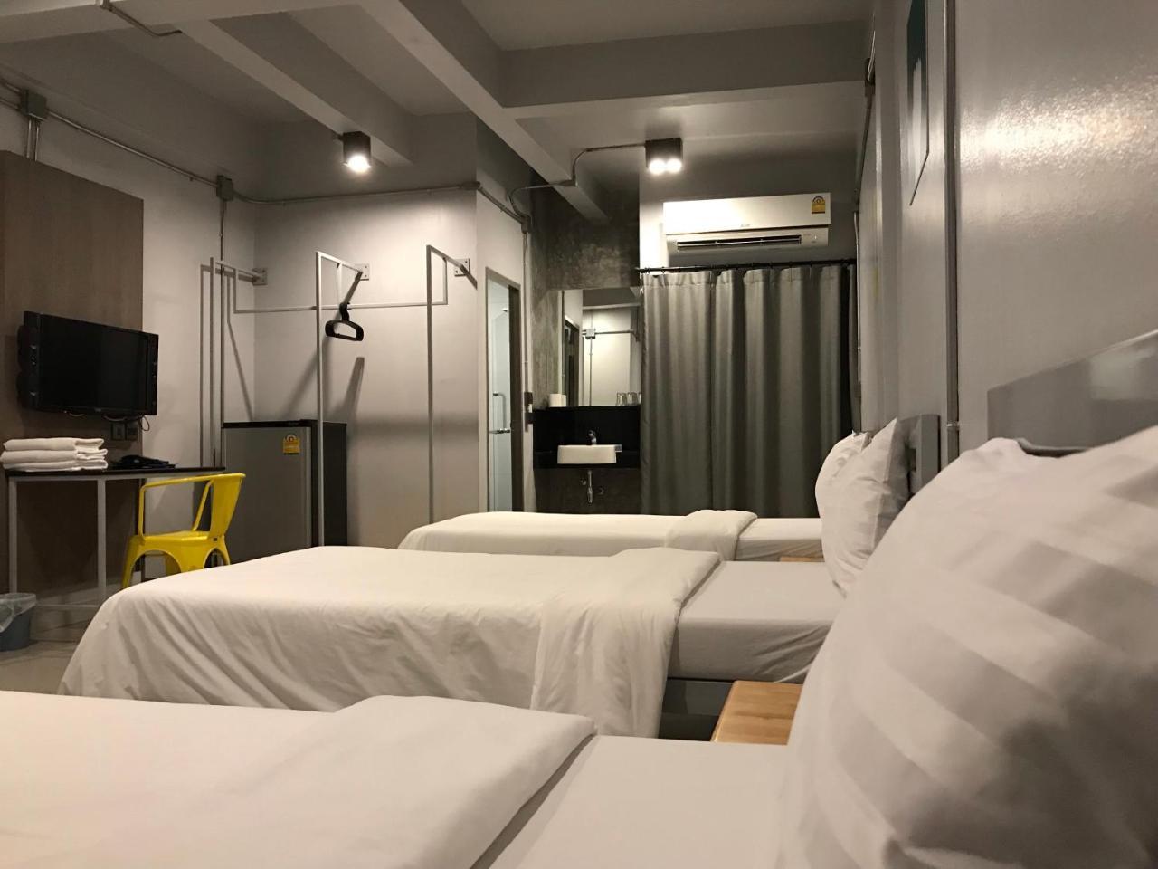 S1Hostel Bangkok Ngoại thất bức ảnh